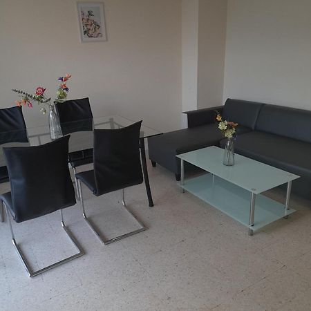 Appartement F3 Avec Balcon แปร์ปินญอง ภายนอก รูปภาพ